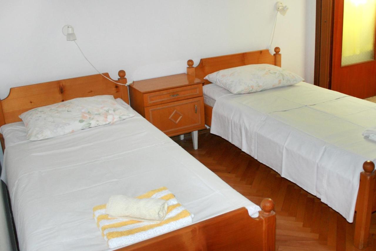 Apartment Jezera 5063C Εξωτερικό φωτογραφία