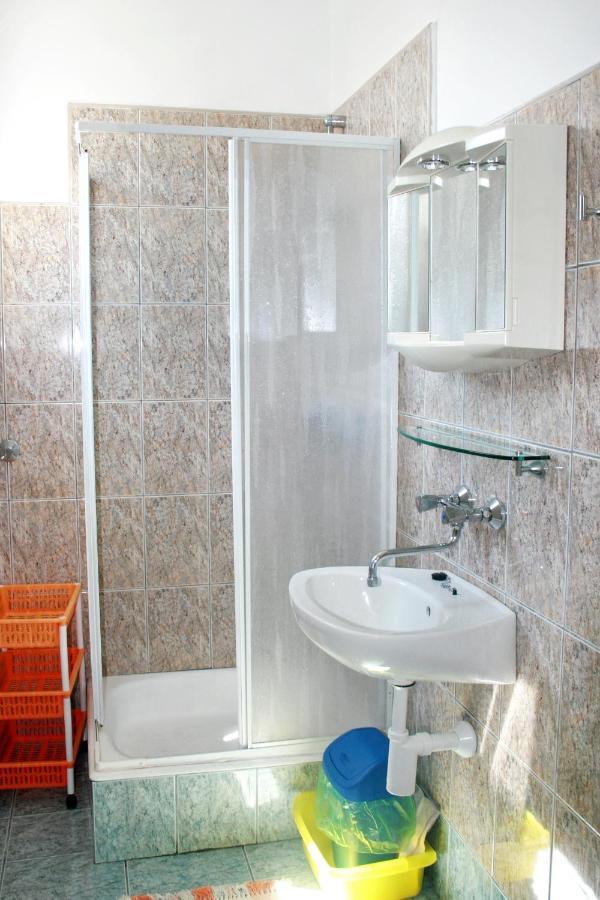 Apartment Jezera 5063C Εξωτερικό φωτογραφία